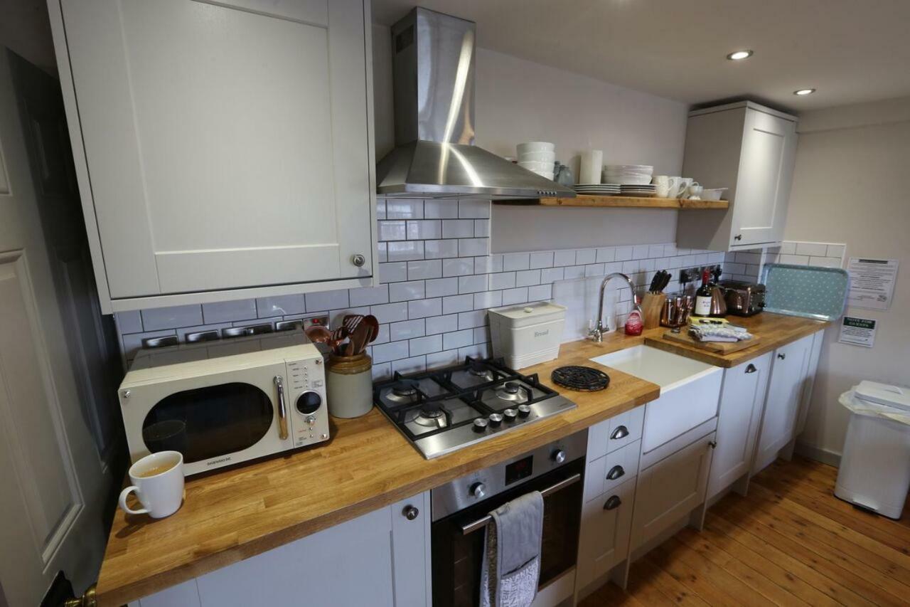 Monmouth House Apartments, Lyme Regis Old Town, Dog Friendly, Parking Εξωτερικό φωτογραφία